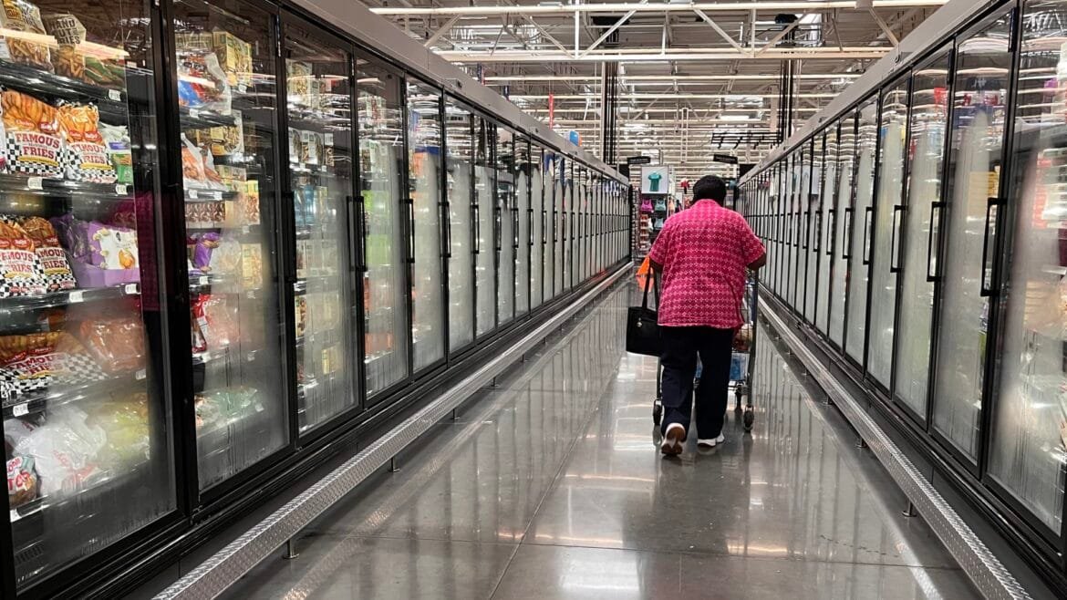 Consumer sentiment falls in May as Americans' inflation expectations jump after tariffs