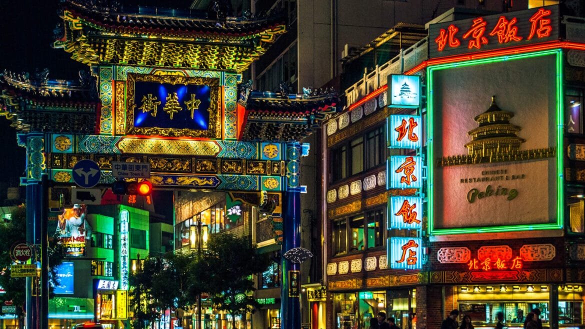 Hong Kong stocks surge over 3% after U.S. and China unveil details of trade deal