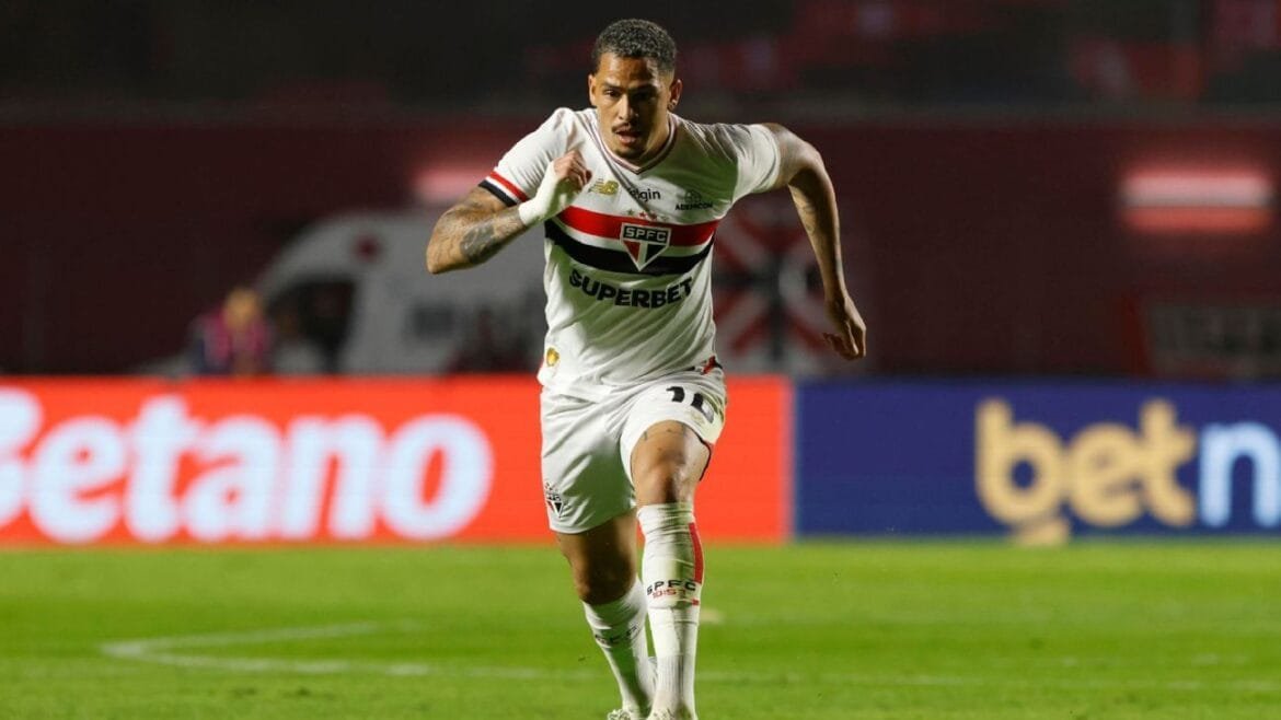 Luciano de 2025 é melhor ou pior versão no São Paulo? Compare inícios de temporada do atacante