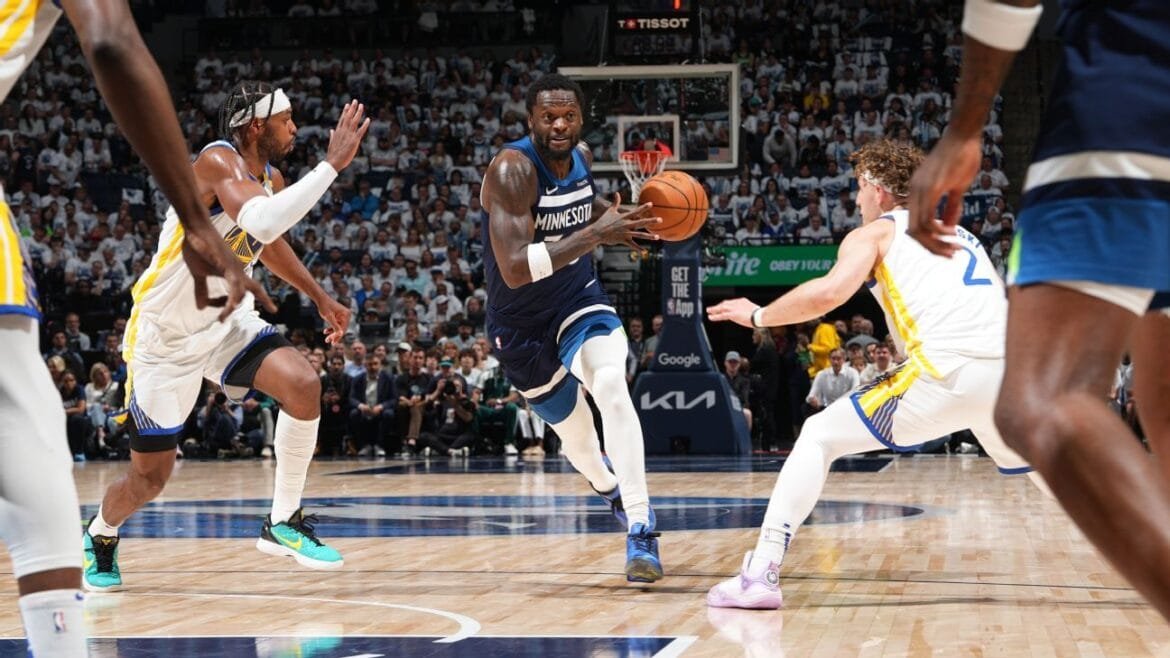 Timberwolves dominam Warriors sem Curry e empatam a série em 1 a 1