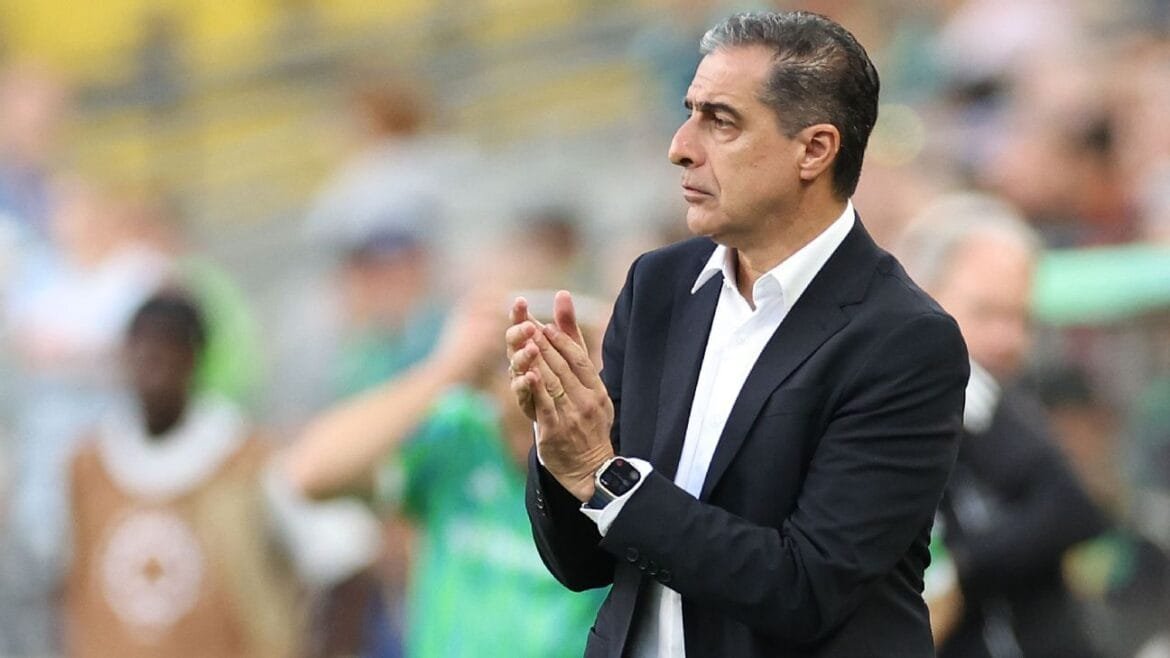 Paiva elogia atuações de Palmeiras e Fluminense, mas 'avisa' Abel e Renato: 'No Mundial, o importante é ganhar'