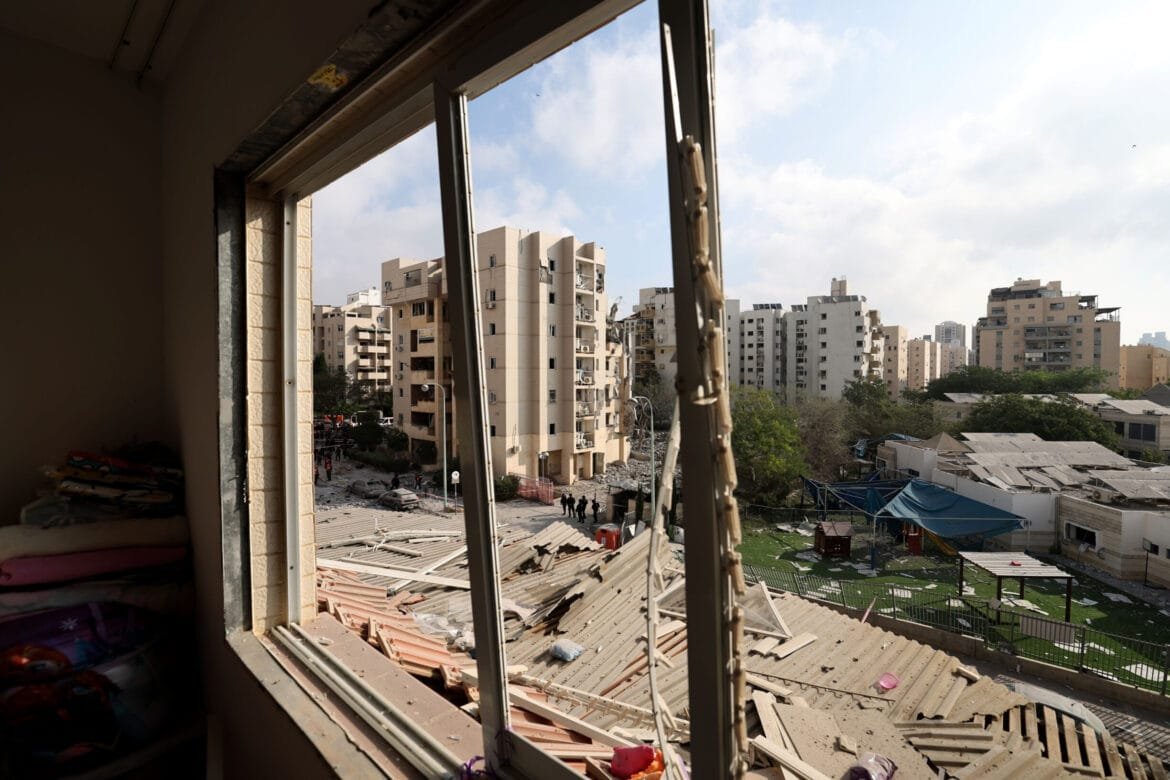 Paz fr&aacute;gil: Ir&atilde;o e Israel trocam acusa&ccedil;&otilde;es de viola&ccedil;&atilde;o do cessar-fogo