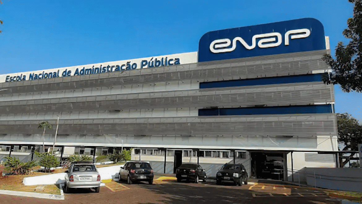 ENAP Oferece Curso Gratuito de Redação com Certificado – Inscreva-se Já! - Conecta professores