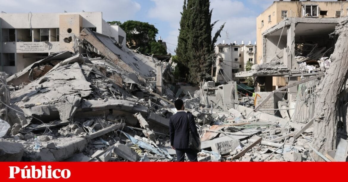 Irão ataca Telavive e cidade portuária de Haifa. Trump diz que EUA vão continuar a apoiar Israel